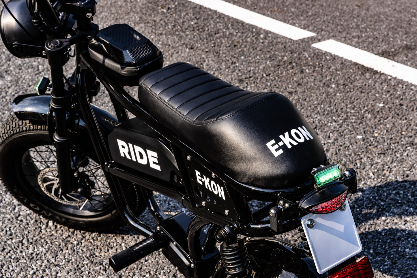 特定小型原動機付自転車 電動バイク バッテリー