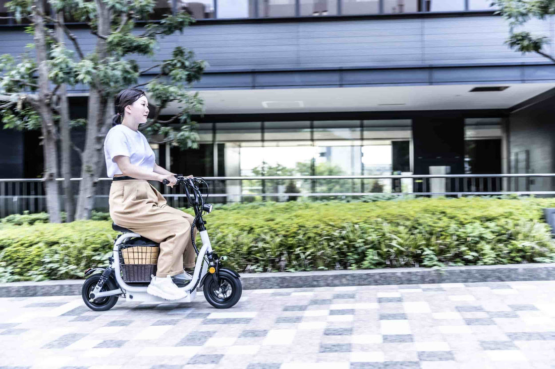 公道も歩道もOK 特定小型原付のすごさ