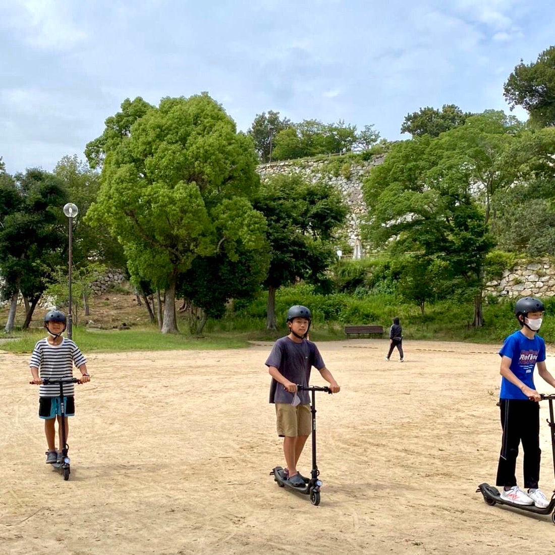 電動キックボード 兵庫 明石 公園 公道 安全